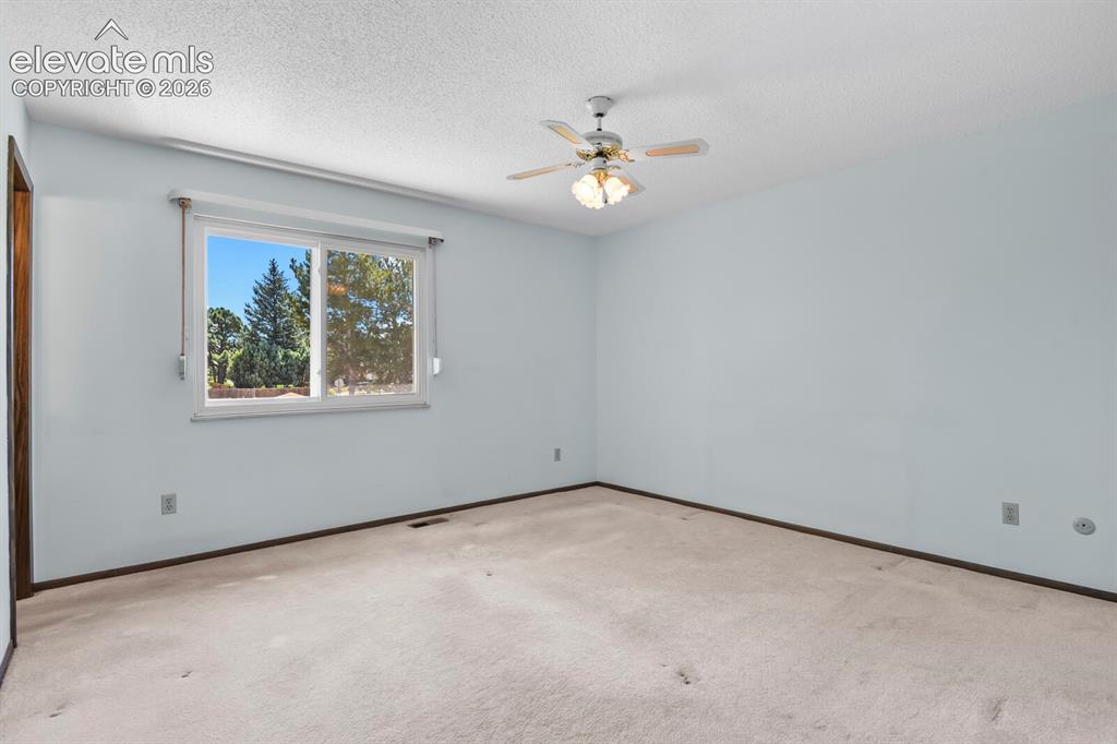 Image 16 of 39: Master Bedroom
