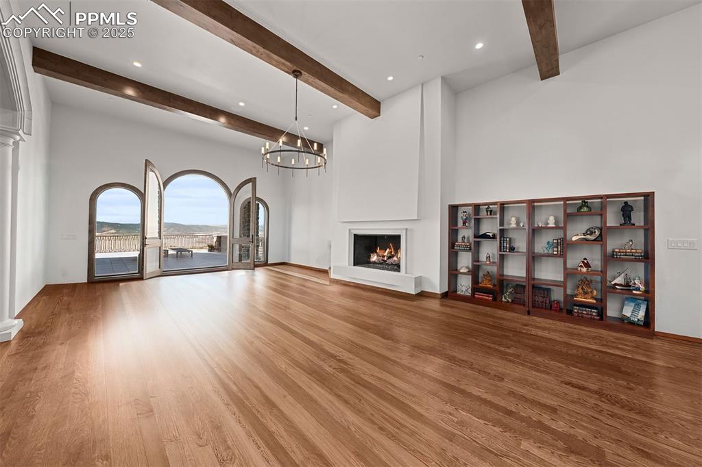 Image 7 of 36: Great room - not staged. 