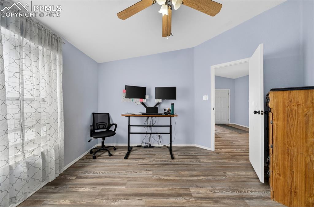 Image 20 of 40: Bedroom