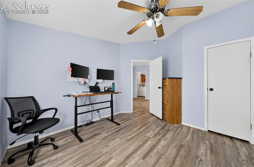 Image 21 of 40: Bedroom