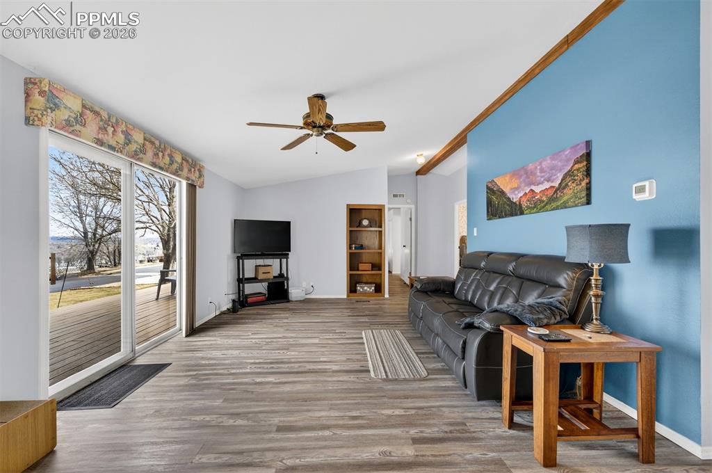 Image 7 of 40: Living Room