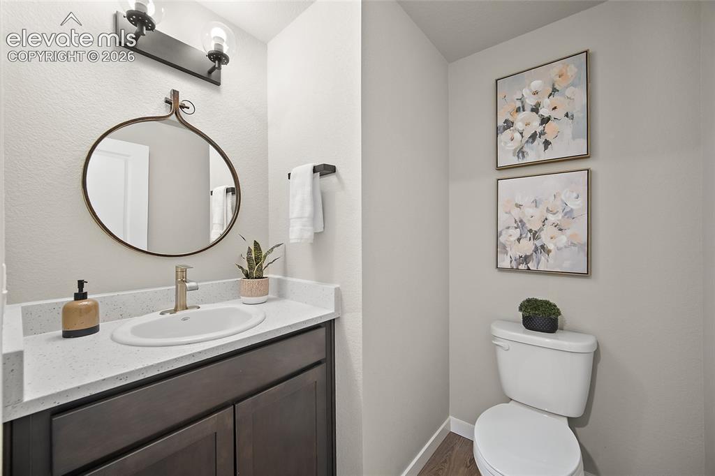 Image 4 of 44: Bathroom