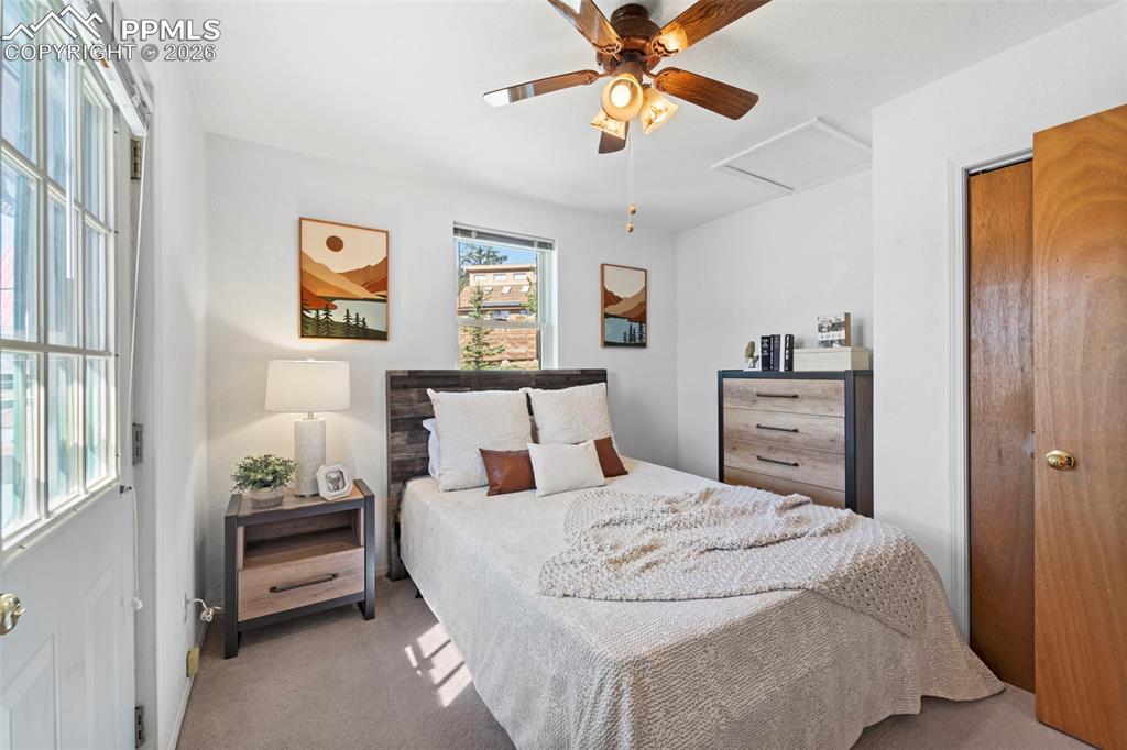 Image 24 of 50: Bedroom