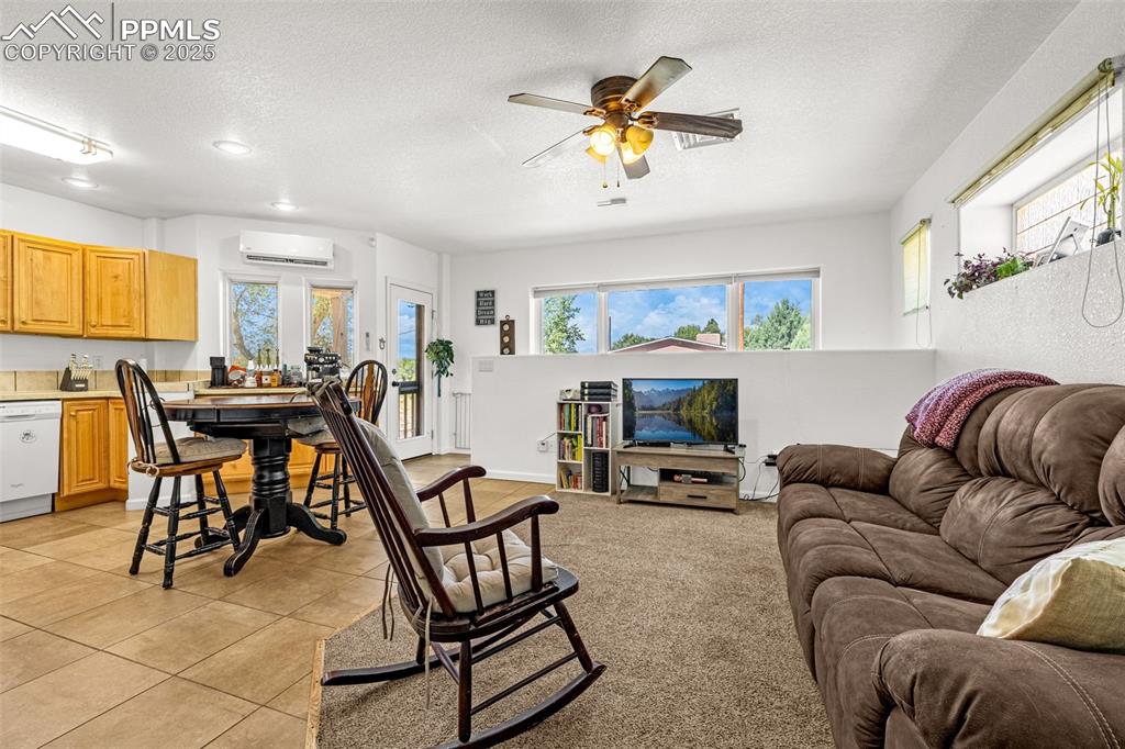 Image 4 of 35: Living Room