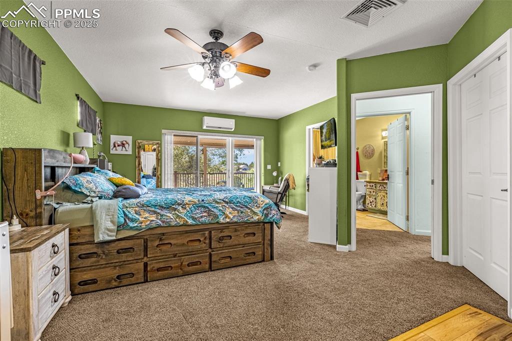 Image 9 of 35: Bedroom