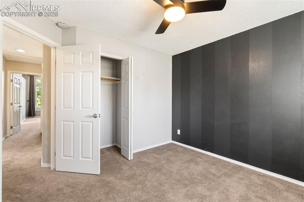 Image 26 of 49: Bedroom