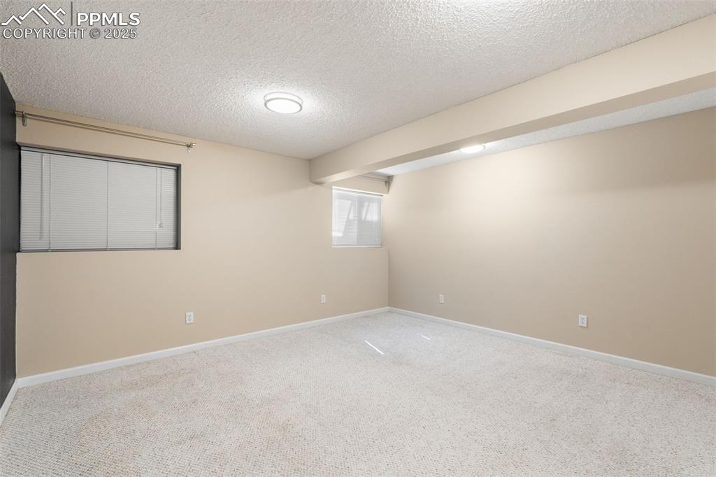 Image 35 of 49: Family Room