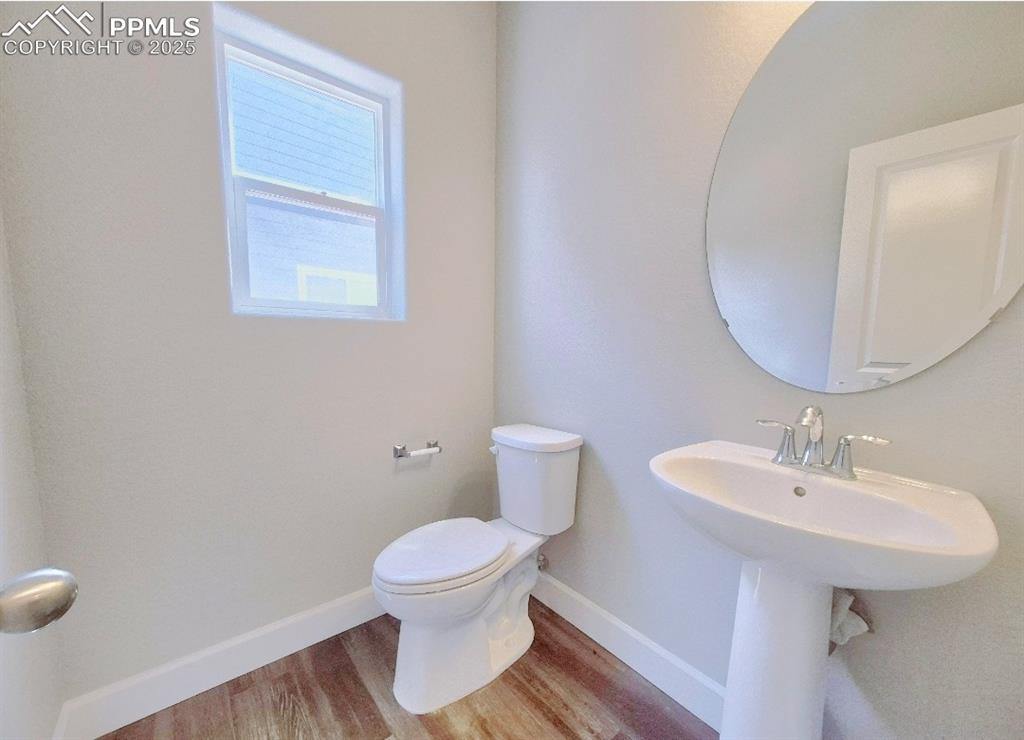 Image 18 of 42: Bathroom