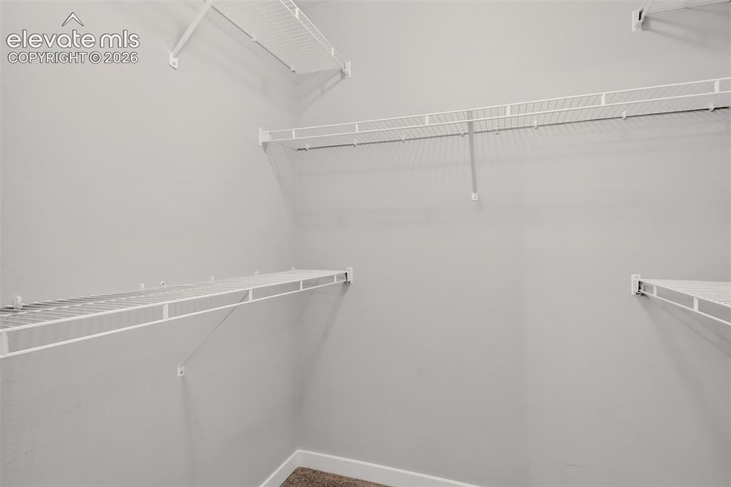 Image 24 of 36: Closet