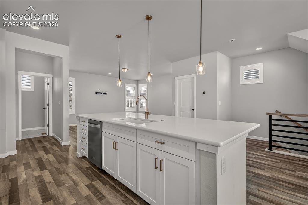 Image 9 of 36: Kitchen