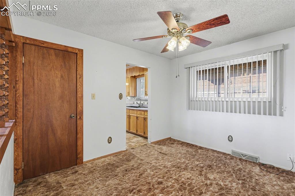 Image 11 of 49: Dining Room