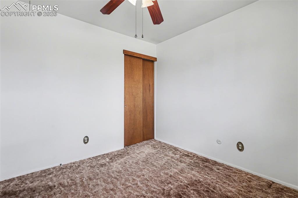 Image 20 of 49: Bedroom