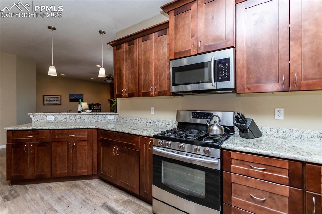 Image 12 of 34: Kitchen