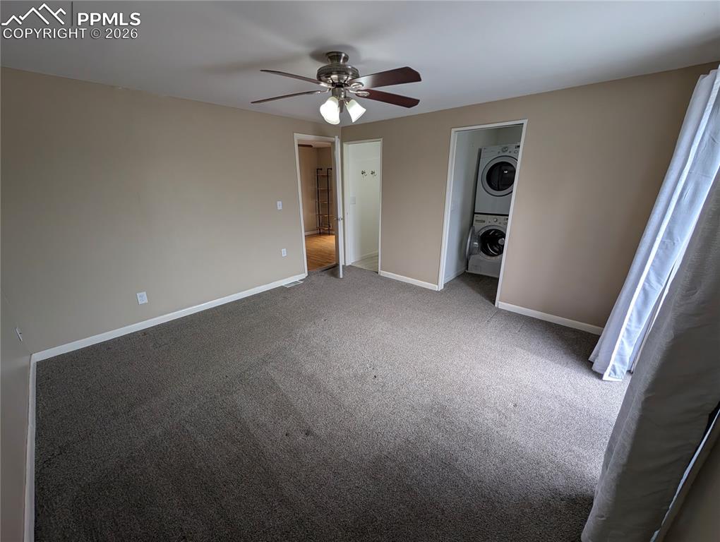 Image 16 of 41: Master Bedroom