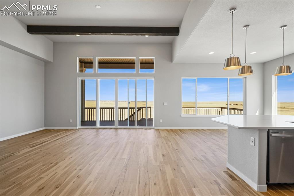 Image 23 of 37: Living Room