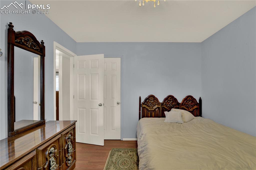 Listing 8717899, Image 16 of 24