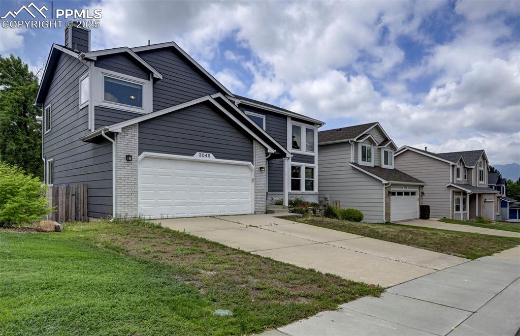 Image 47 of 50: Front of Structure