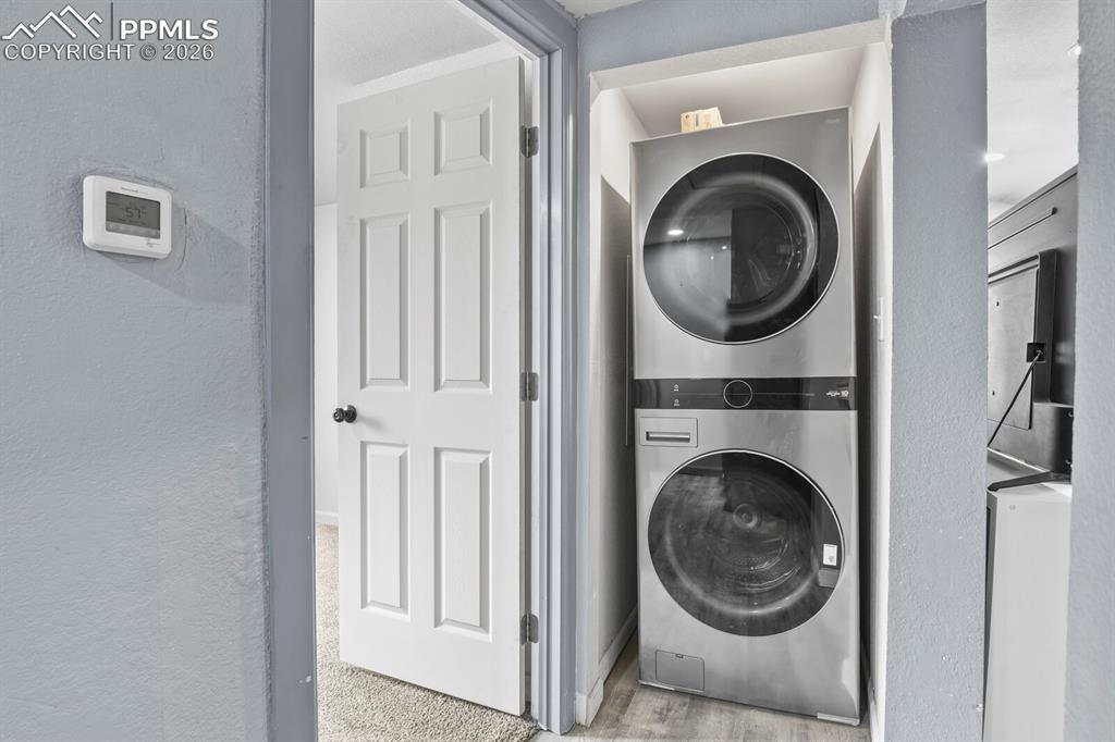 Image 23 of 26: Laundry