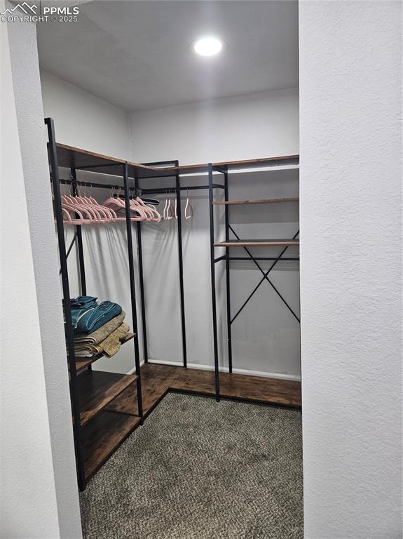 Image 5 of 13: Closet