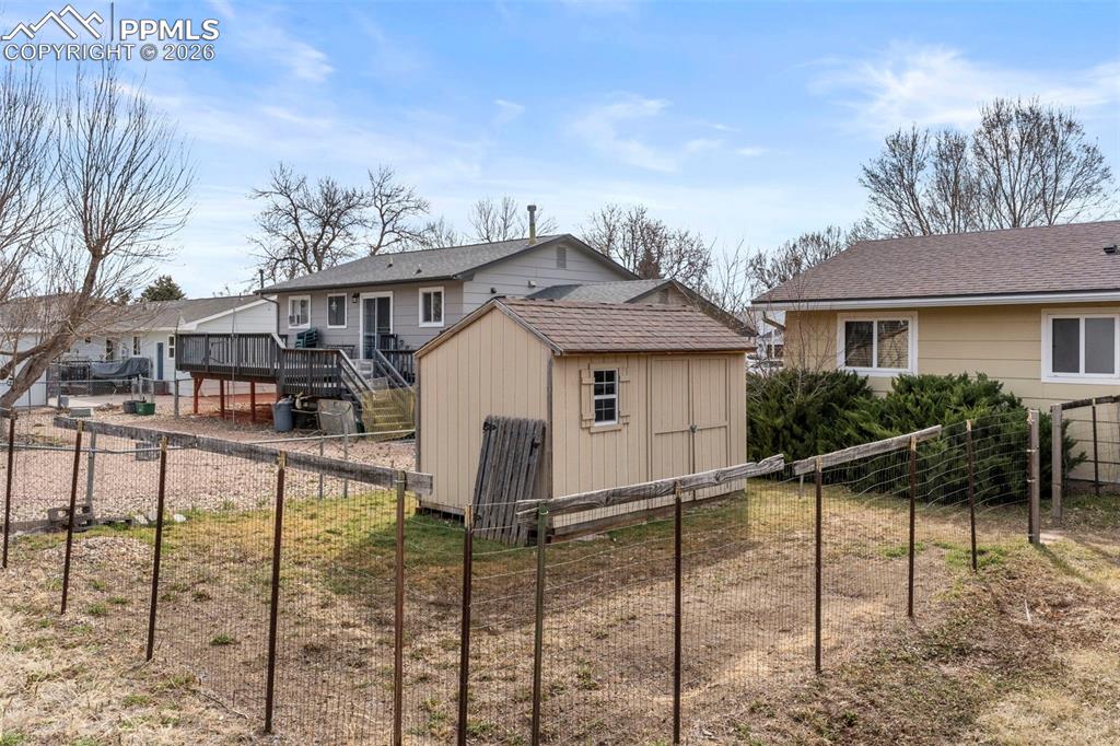 Image 22 of 26: Back of Structure