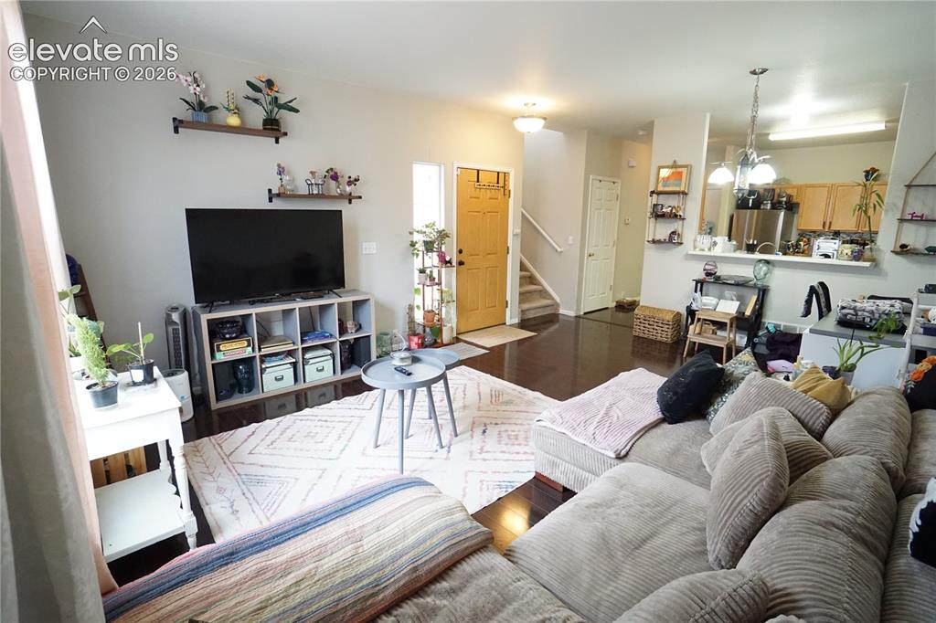 Image 11 of 33: Living Room