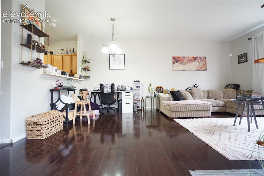 Image 6 of 33: Living Room