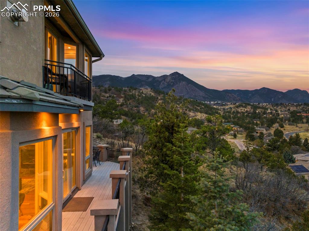 Image 43 of 50: View