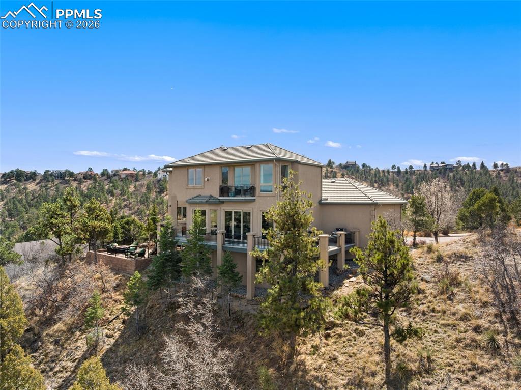 Image 49 of 50: Back of Structure