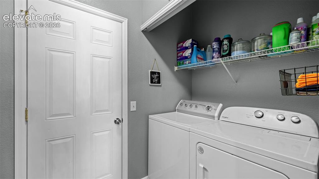 Image 16 of 42: Laundry
