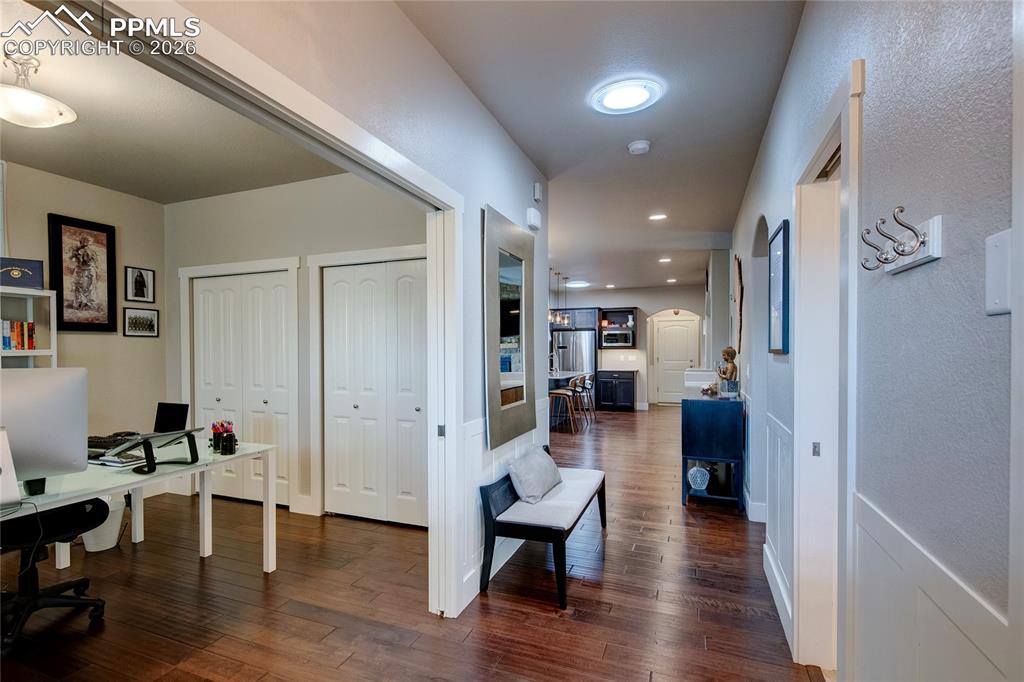 Image 4 of 44: Office