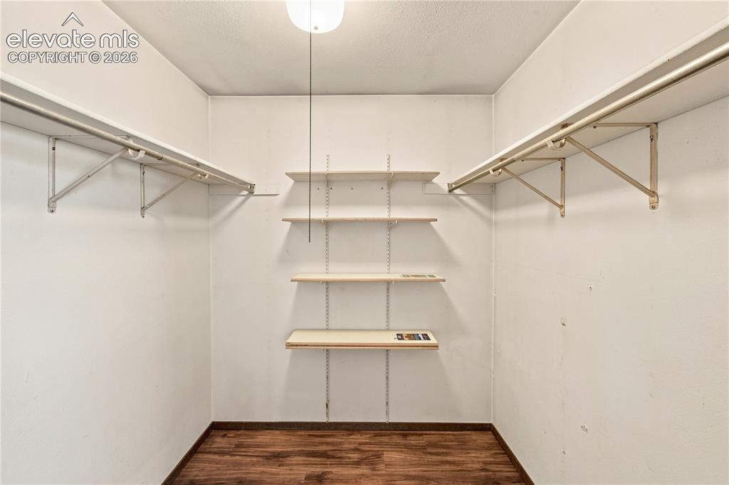 Image 12 of 32: Closet