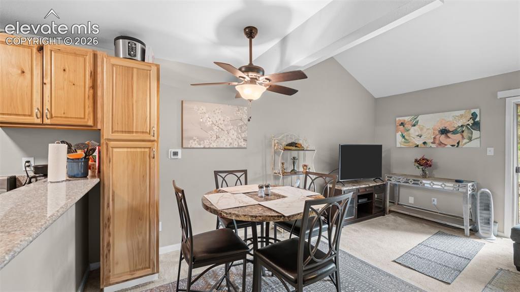 Image 7 of 32: Dining Area