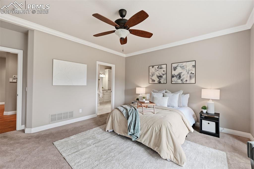 Image 27 of 50: Bedroom