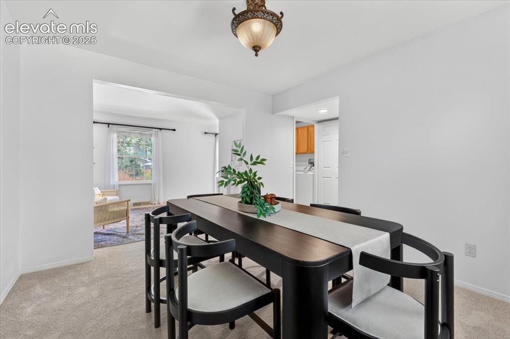 Image 5 of 47: Dining Area