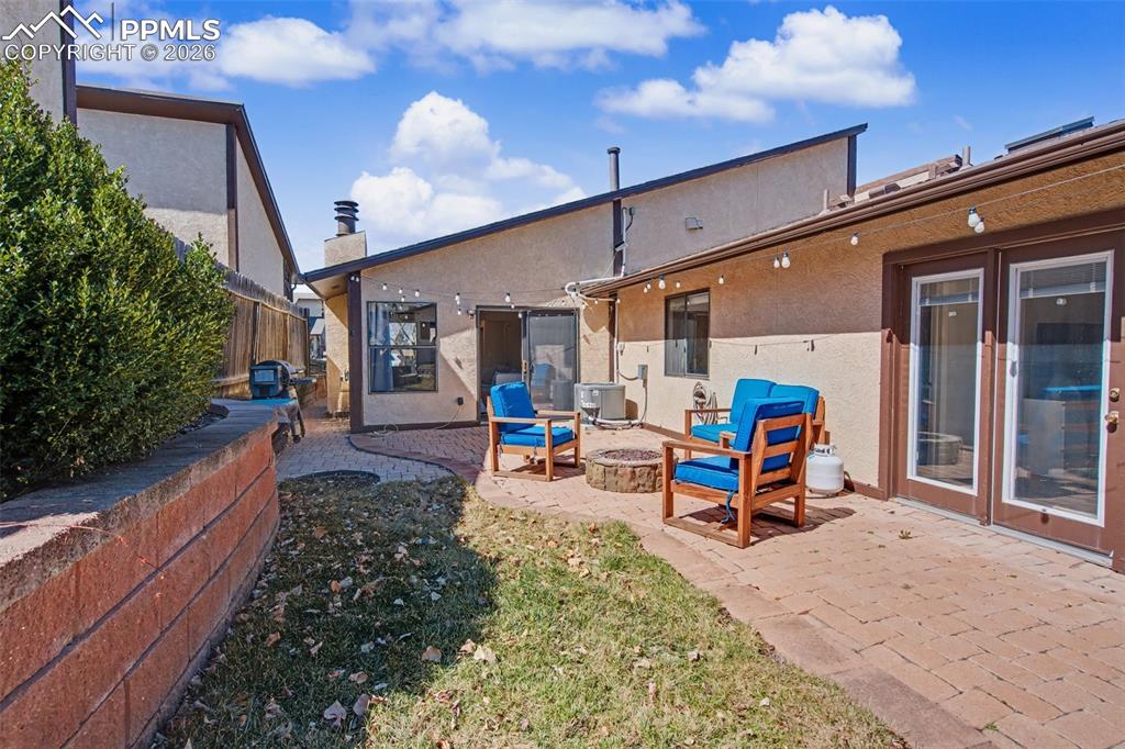 Image 9 of 23: Back of Structure