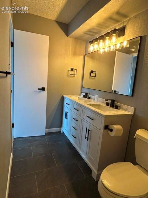 Image 17 of 30: Bathroom