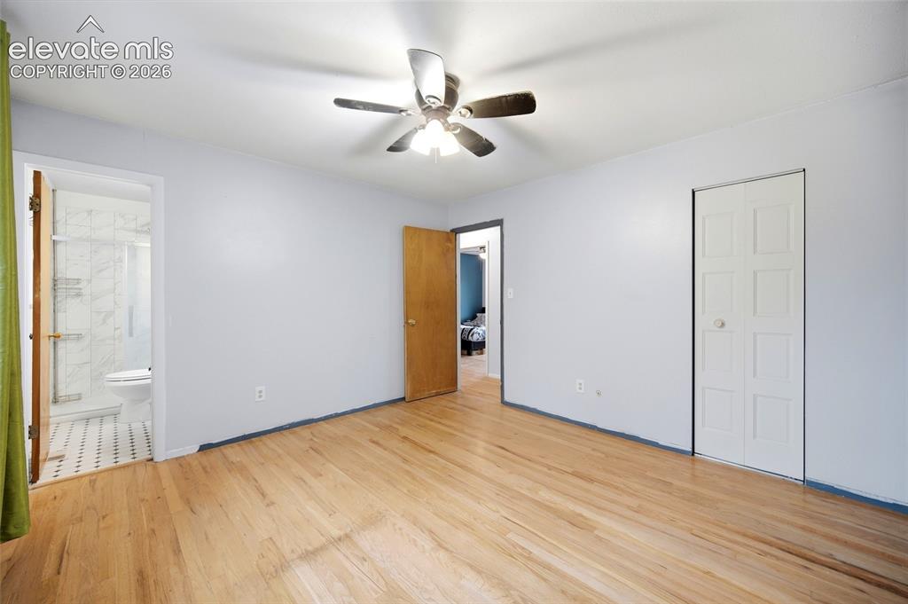 Image 13 of 41: Bedroom