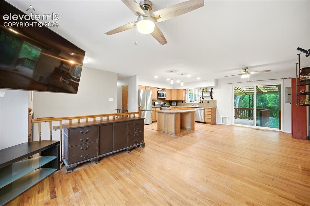 Image 8 of 41: Living Room