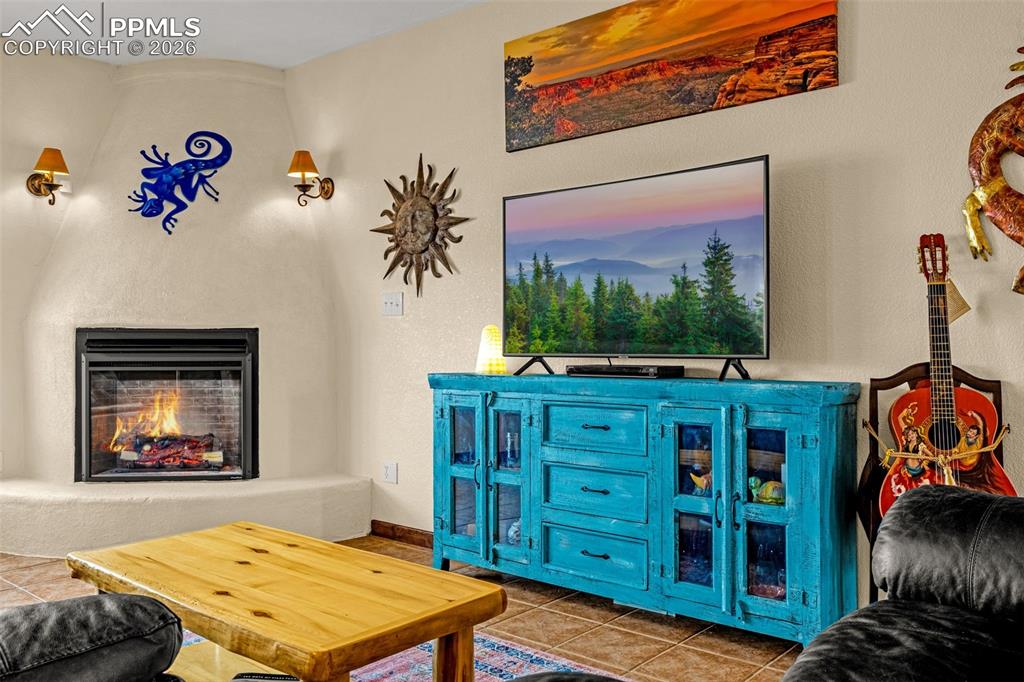 Image 17 of 48: Living Room