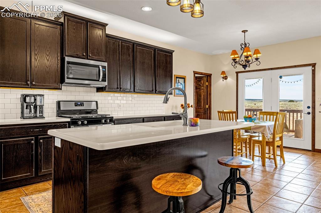 Image 8 of 48: Kitchen