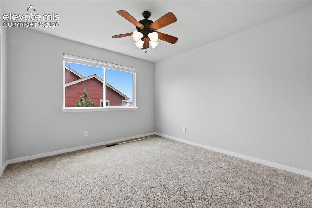 Image 21 of 32: Second Upstairs Bedroom
