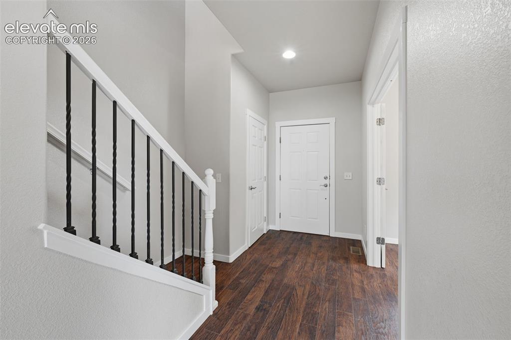 Image 3 of 32: Entry Hallway
