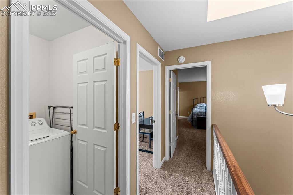 Image 18 of 48: Laundry