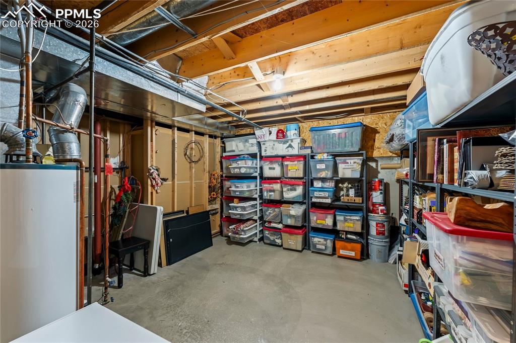 Image 39 of 48: Huge storage room in the basement!