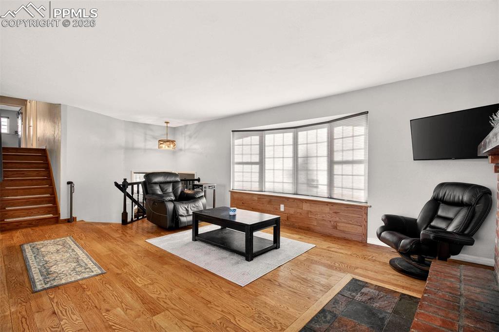 Image 11 of 46: Living Room