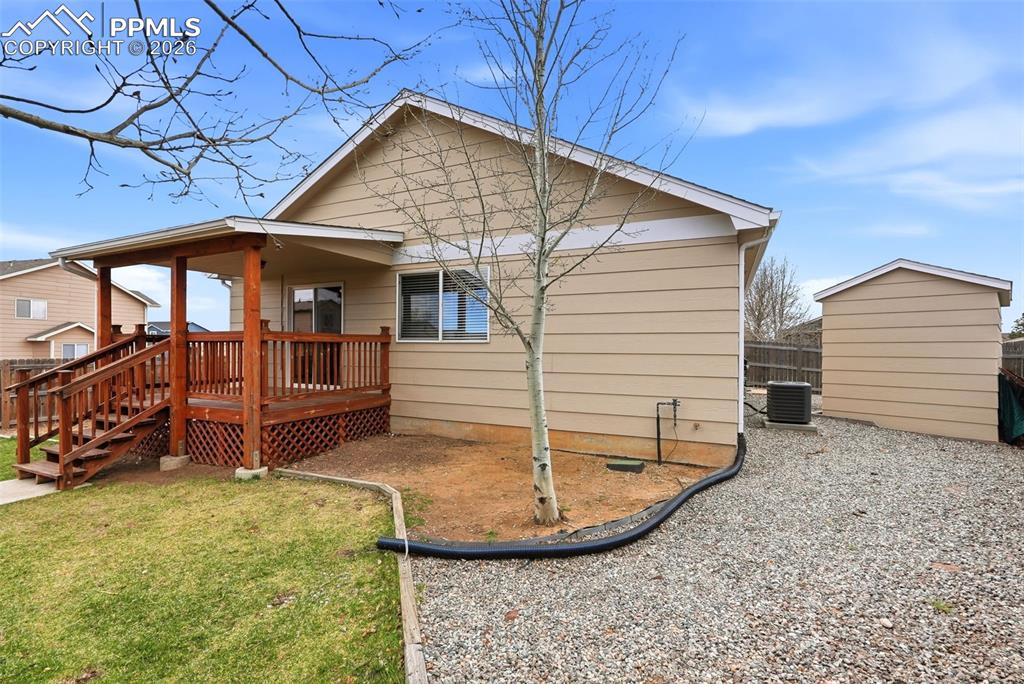 Image 30 of 46: Back of Structure