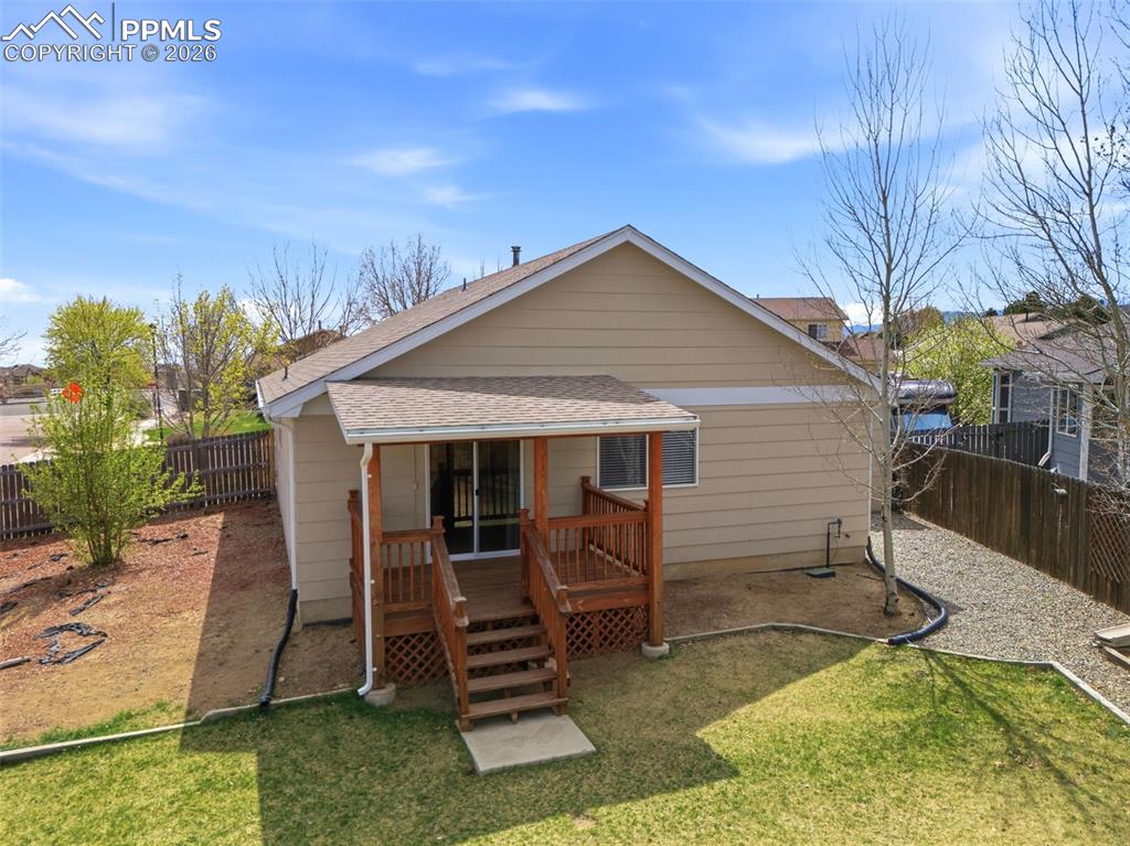 Image 45 of 46: Back of Structure