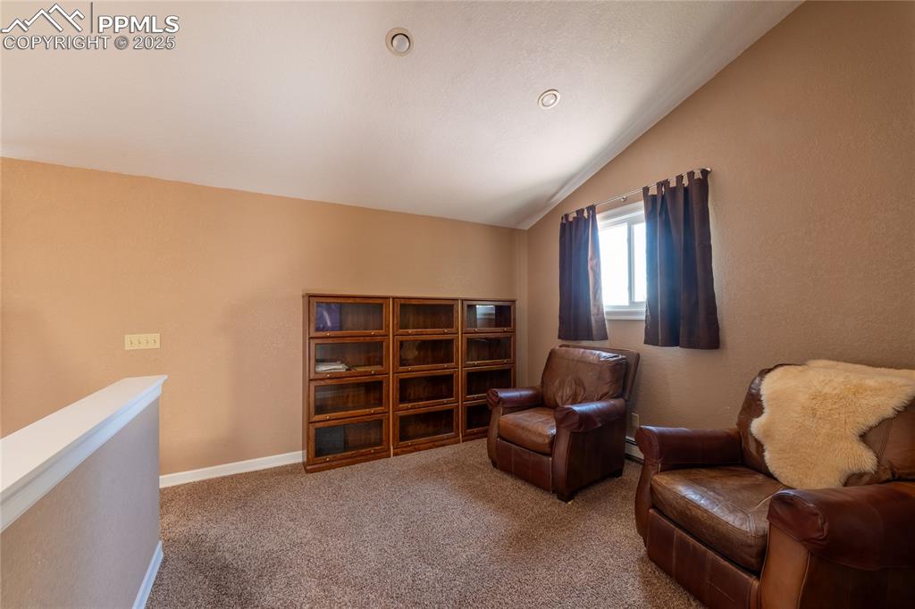 Image 37 of 50: Sitting Room