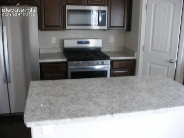 Image 13 of 45: Kitchen
