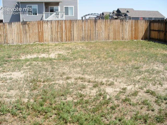 Image 43 of 45: Yard